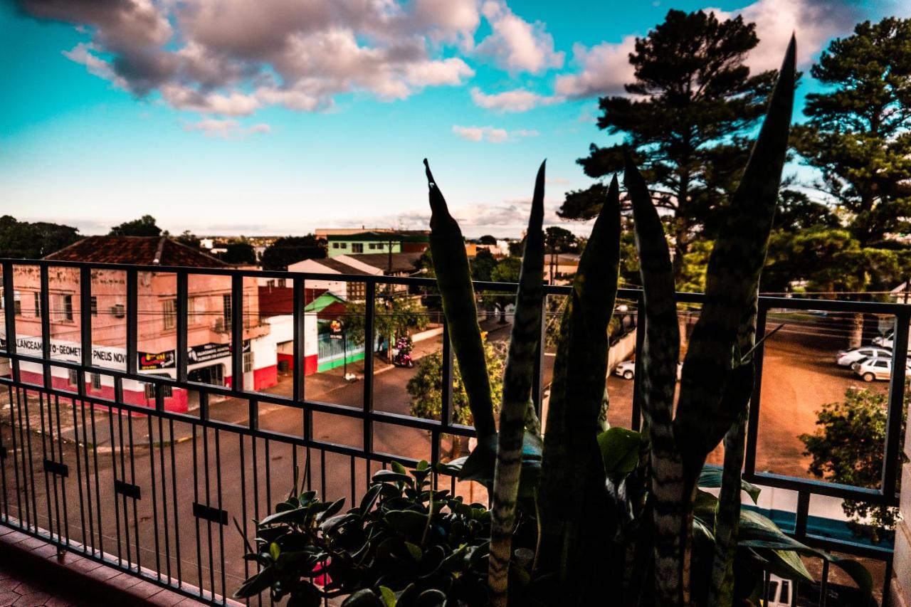 Hotel Debacco Santo Ângelo Buitenkant foto
