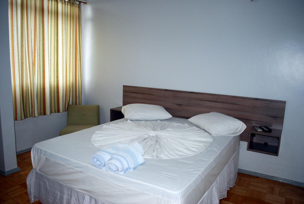 Hotel Debacco Santo Ângelo Buitenkant foto